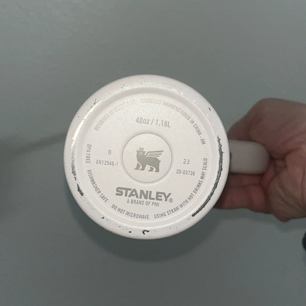 Stanley 40oz - Picture 6 of 6